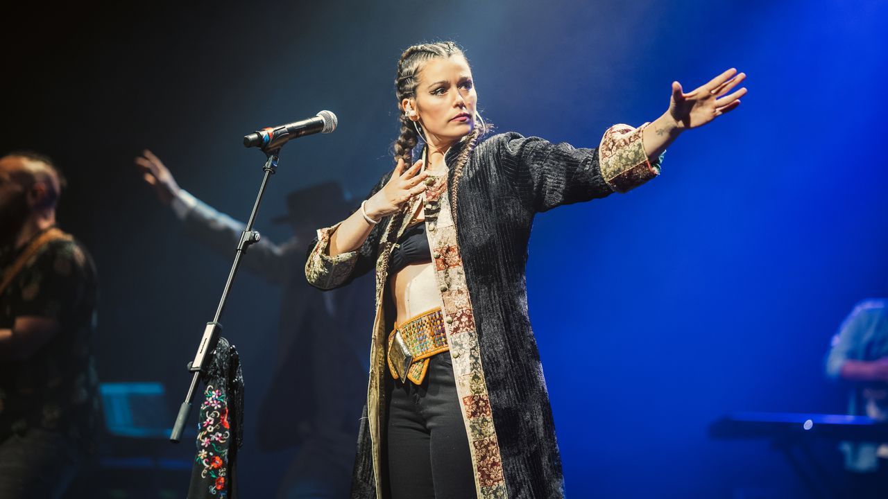 Isabel Aaiún, Cantante De «Potra Salvaje», Ofrecerá Un Concierto En A ...