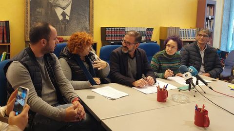 Los socialistas comparecieron para realizar una valoraci�n de los presupuestos