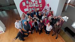 Hedi Ploegstra, con su alumnado, en la sede de Afundaci�n en Ferrol.