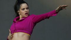 ROSAL�A EN UNO DE SUS �LTIMOS CONCIERTOS 