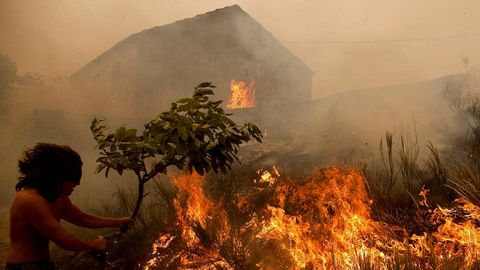 Fuego en Fornelo de Monte, Vouzela (Portugal)