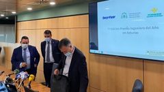 De izquierda a derecha, Fernando Mart�nez Rodr�guez, Enrique Maci�n Cardete y Juan Carlos Campo Rodr�guez