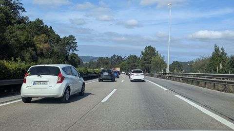 Retenciones en la A-66 tras los dos accidentes por alcance