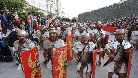 Tropas romanas en el desfile del Arde Lucus