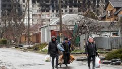 Varios residentes en Mari�pol 