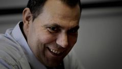 Juan Carlos Agust�n Espasand�n, portador del primer coraz�n artificial implantado en Galicia, en el Chuac