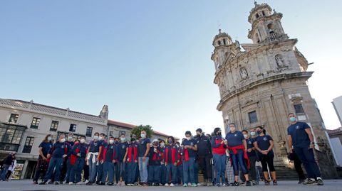 SALIDA DE LA CAMINATA PROTEGEMOS LOS CAMINOS, CON REPRESENTANTES DE LA  POLICA NACIONAL Y DE LA ASOCIACIN DE DISCAPACITADOS INTEECTUALES VIRGEN DE LA O-MENDEZ NUEZ