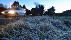 Las primeras heladas cubren los campos de A Coru�a y su entorno