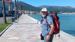 Ivano Fontana lleg� expresamente desde Italia para realizar el camino A Orixe, que cruza por A Pobra