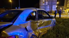 El lateral del coche que supuestamente se salt� el ceda y fue desplazado unos ocho metros