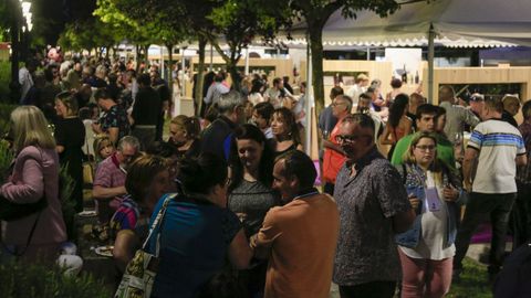 Abarrote sin agobios en el paseo del Malecn la noche del sbado