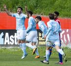 El Celta B celebr� a lo grande los dos goles que le dieron el triunfo en Gij�n. 