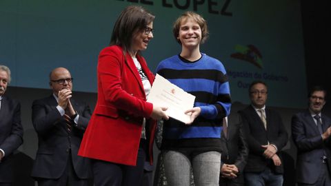 Hasta un total de cuarenta alumnos de distintos centros de la provincia resultaron premiados en el concurso de la Constituci�n.