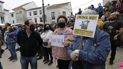 Concentraci�n contra la explotaci�n de la mina de Salave