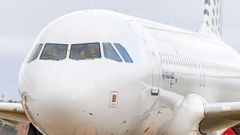 Imagen de archivo de un avi�n a punto de despegar.