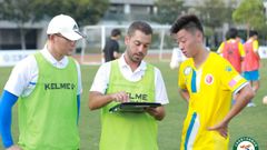 El entrenador coru��s Brais Mah�a ha recorrido China en un viaje de m�s de 7.000 kil�metros