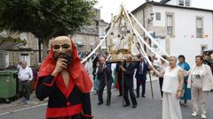 A figura pagana do Irrio acompa�a cada ano en procesi�n � da Virxe nesta localidade ourensana