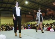 Los alumnos de Zas vuelven a celebrar su desfile