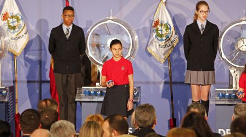 Sorteo de la Lotera Nacional en la Escuela Naval de Marn