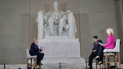 Trump escogi� el memorial Lincoln para su entrevista a Fox News, su cadena amiga