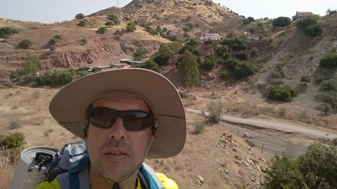 Alberto Su�rez inicia su peregrinaje de M�laga a Cand�s