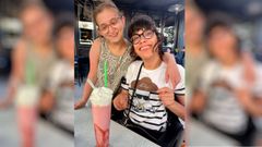 Irene, con una amiga.