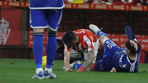 Derbi asturiano entre el Real Sporting de Gijon y el Real Oviedo en El Molin�n