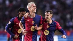 Barcelona.Los futbolistas del Barcelona celebran un gol