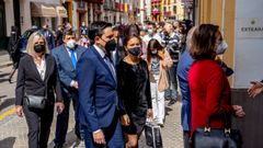 Las colas ante las hermandades se han repetido este Jueves Santo en Andalucia, que no ha comunicado sus datos