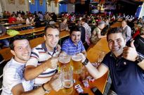 La carpa del Oktoberfest, instalada delante del Palexco, permanecer� abierta hasta el 26.