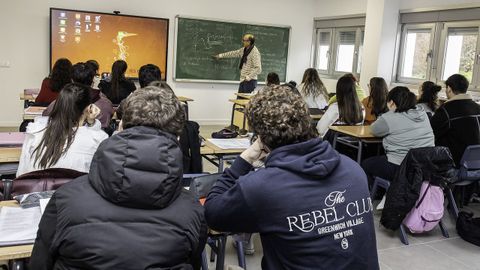 Aula do IES Pedras Rubias (Salceda) nunha clase