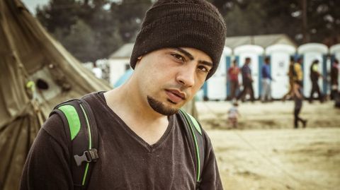 Abu Baker acab� en Barcelona a la espera de resolver su expediente, y no recibe ning�n tipo de ayuda. 