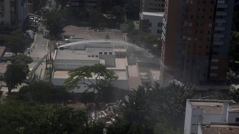 Unas 1.600 personas se concentraron para ser testigos de la demolici�n del fort�n de Escobar durante un acto encabezado por el presidente colombiano Iv�n Duque