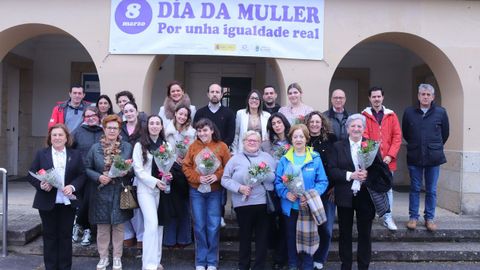 Voluntarias procedentes de distintos pa�ses de Europa participaron en una charla en Lousame
