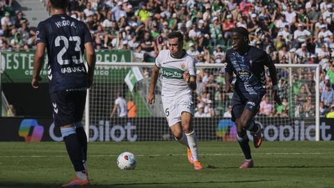 �lvaro N��ez, con el Elche, en el partido ante el Celta de la primera vuelta.