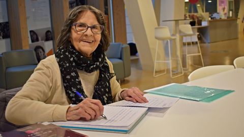Margarita Centeno, vecina de A Coru&ntilde;a de 87 a&ntilde;os que ha escrito varios libros