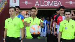 Las im�genes del partido entre el Arosa y el Arz�a