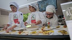 Alumnos vascos, en Pontevedra, en una actividad anterior del proyecto Gastronom�a circular realizada en mayo del 2022