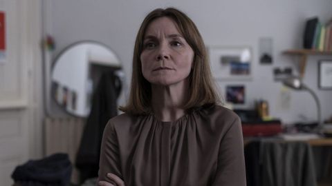 La actriz Nagore Aranburu interpretando a Miren en la serie �Querer�?