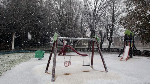 As nevaba en Bveda, a poco ms de 300 metros de altitud, a eso de las once de la maana de este viernes