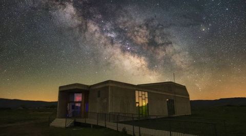 Centro astronmico de Pena Trevinca.