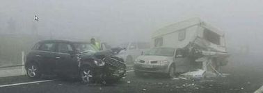 Imagen de varios veh�culos implicados en el choque en cadena del pasado 26 de julio, en el que muri� una mujer y hubo decenas de heridos. 