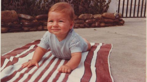 El candidato de Foro a la alcald�a de Oviedo de beb�.