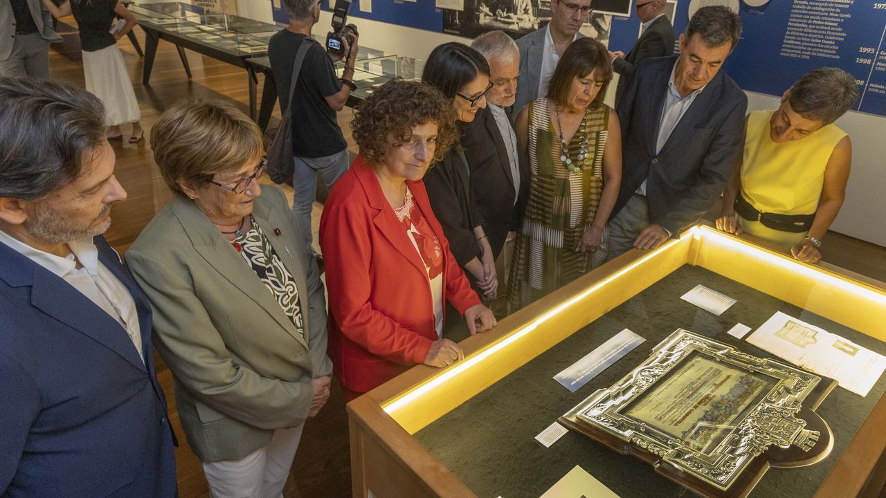 La USC muestra el valor y el origen de su Biblioteca América, inaugurada en 1926