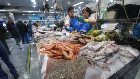 Mercado de plaza de Lugo en vspera de Nochevieja