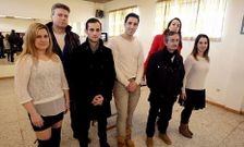 Borja Barcia, presidente de la asociaci�n, con miembros de la nueva directiva.