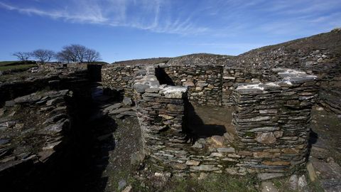 El castro de Castromaior destaca por su buena conservacin y las vistas del centro de la provincia de Lugo