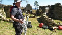 Sondeos con georradar en una investigaci�n arqueol�gica en el escenario de la batalla de Repil, en la parroquia monfortina de Chavaga, realizada en el 2018