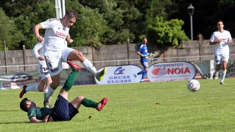 Partido de Preferente entre el Noia y el San Tirso El Noia ascendio  a Tercera RFEF