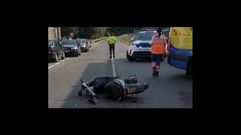 El herido era el �nico ocupante del ciclomotor (en primer plano en la fotograf�a)